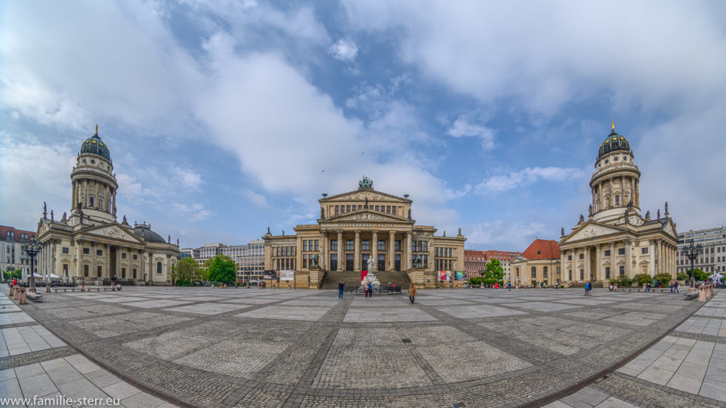 Panoramaaufnahme des Berliner Gendarmenmarktes