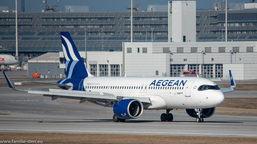 Airbus A320-271Neo Aegean Airlines nach der Landung am Flughafen München