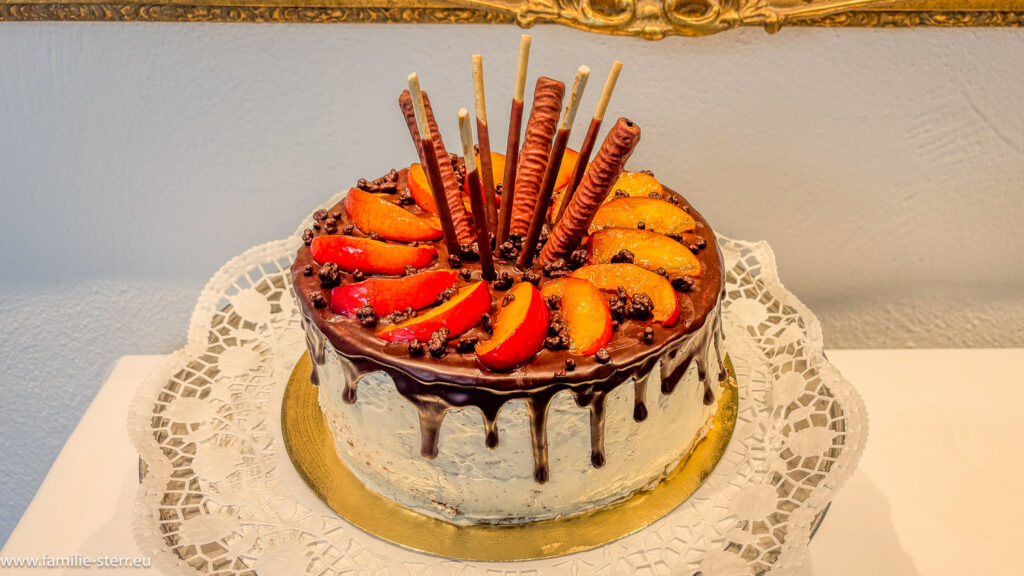 Torte zum 90. Geburtstag von Hans-Freimut