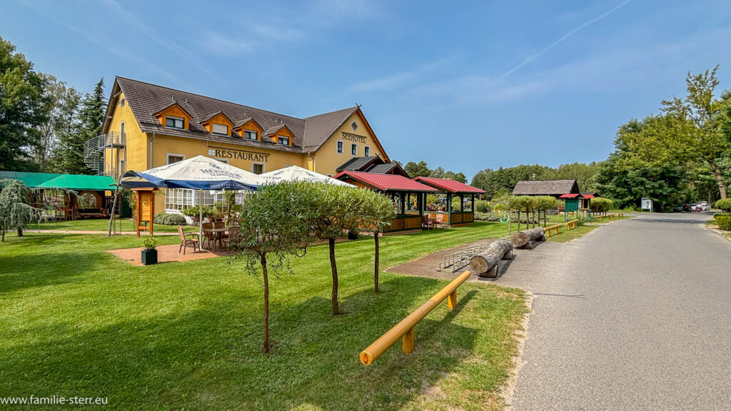 Außenansicht Seehotel Burg Spreewald